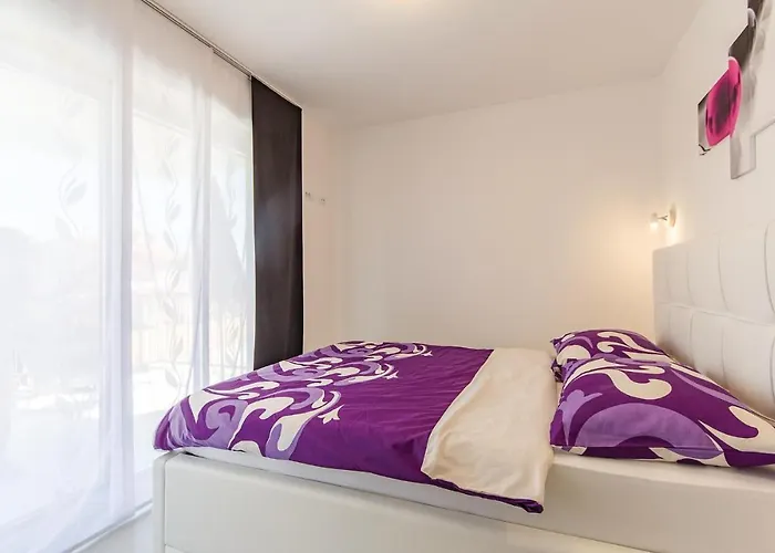 Lägenhet Cozy In Medulin