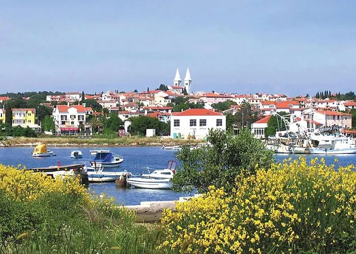 Lägenhet Cozy In Medulin