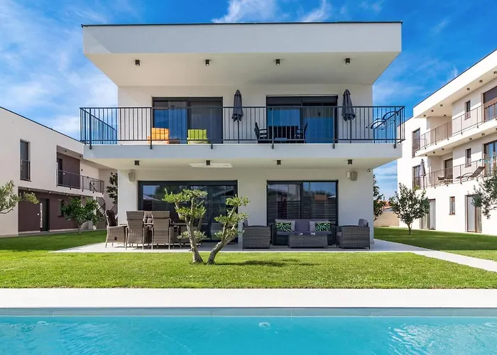 Апартаменты Cozy In *